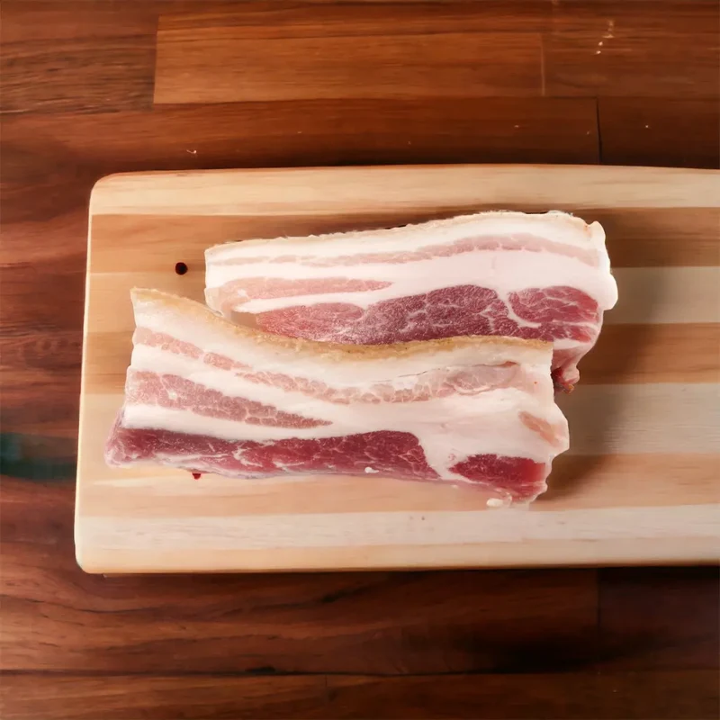 Poitrine de porc fumee