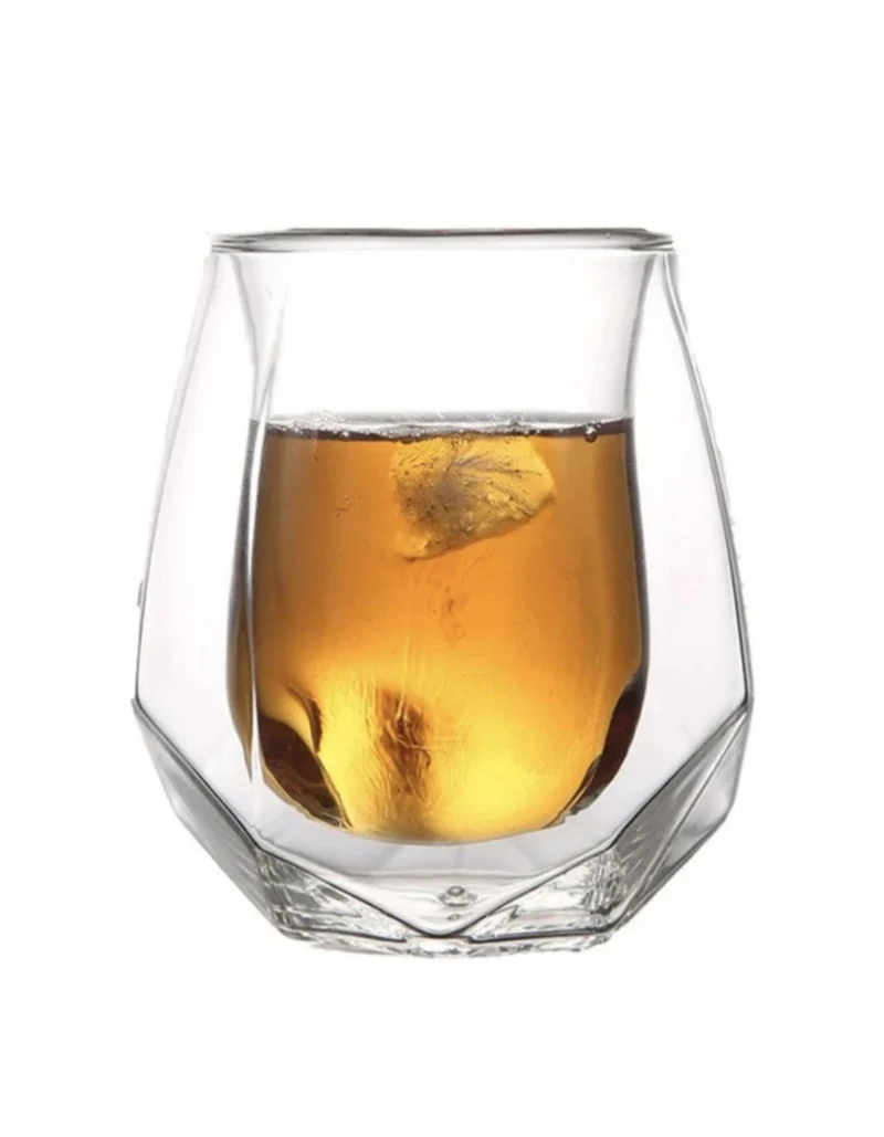 Verre à whisky angle