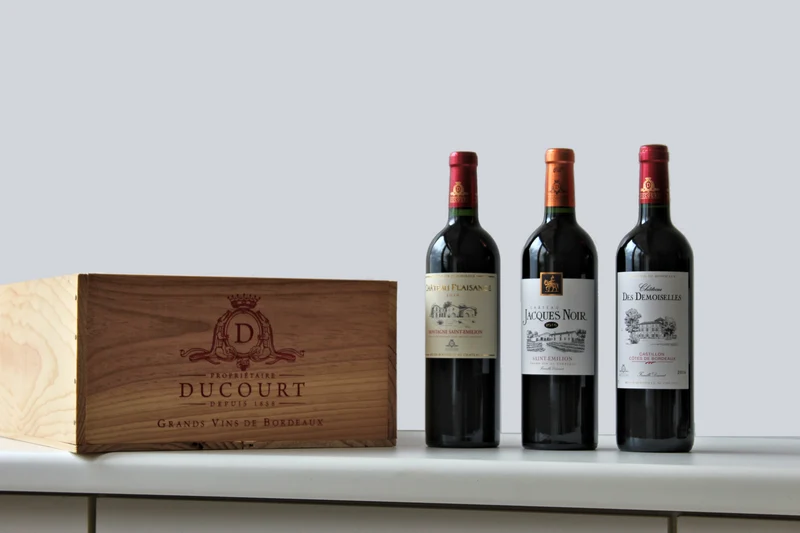 Coffret Découverte "Nos Terroirs Rive Droite" - caisse bois de 12 bouteilles