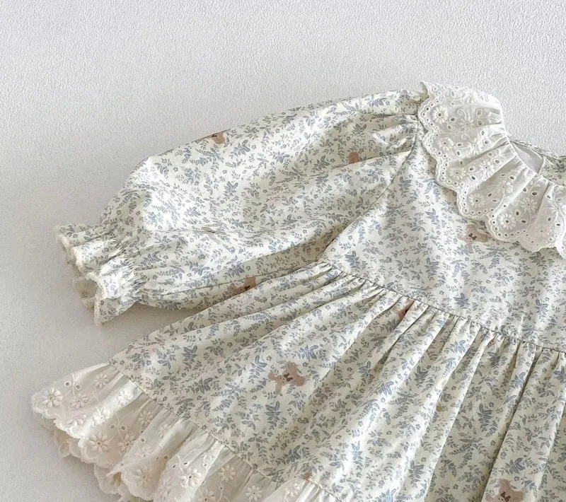 Robe-romper bébé fille à col Claudine avec broderie anglaise – Automne-Hiver