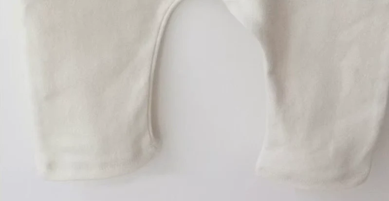 Combinaison en coton biologique bébé garçon – Ivoire