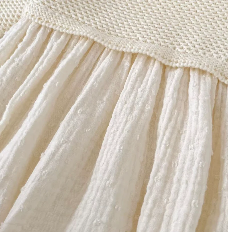 Barboteuse bébé fille en coton et tricot ivoire – Automne-Hiver