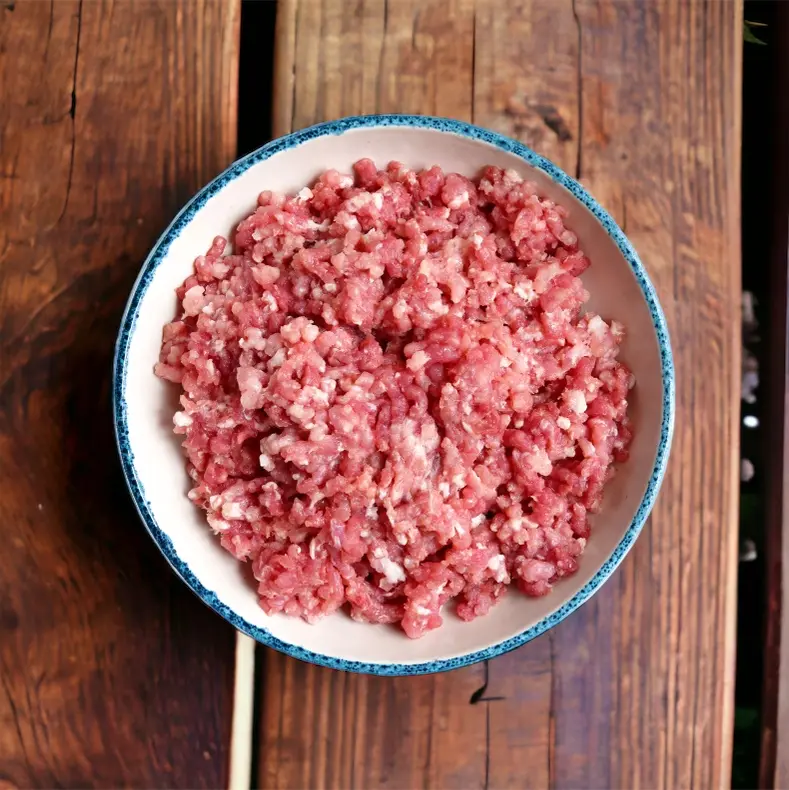Chair à saucisse de porc aux cepes