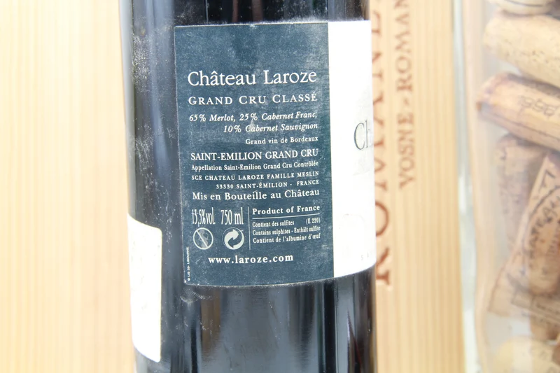 Château Laroze Grand Cru Classé Saint Émilion. 2011