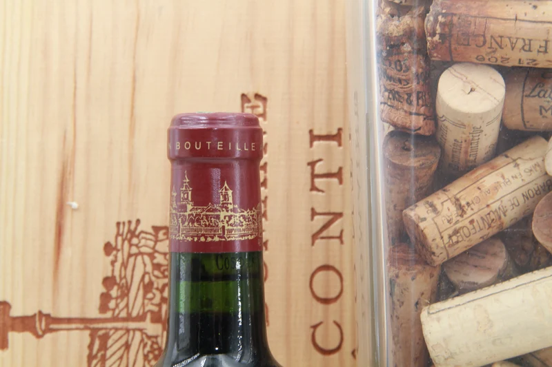 - Chateau Cos D'Estournel Grand Cru Classé de Saint Estèphe. 2002. 75cl