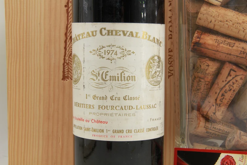 - Chateau Cheval Blanc ** 1974 ** 1er Grand Cru Saint Émilion
