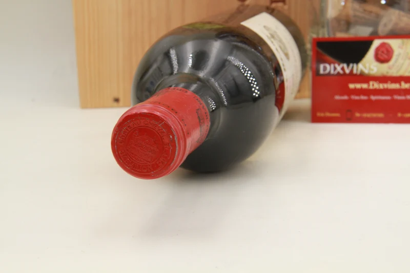 - Chateau Cheval Blanc ** 1974 ** 1er Grand Cru Saint Émilion