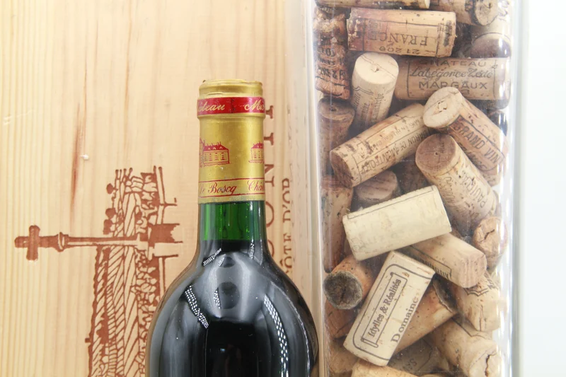Chateau Le Boscq. Cru Bourgeois Saint Éstephe. 1985