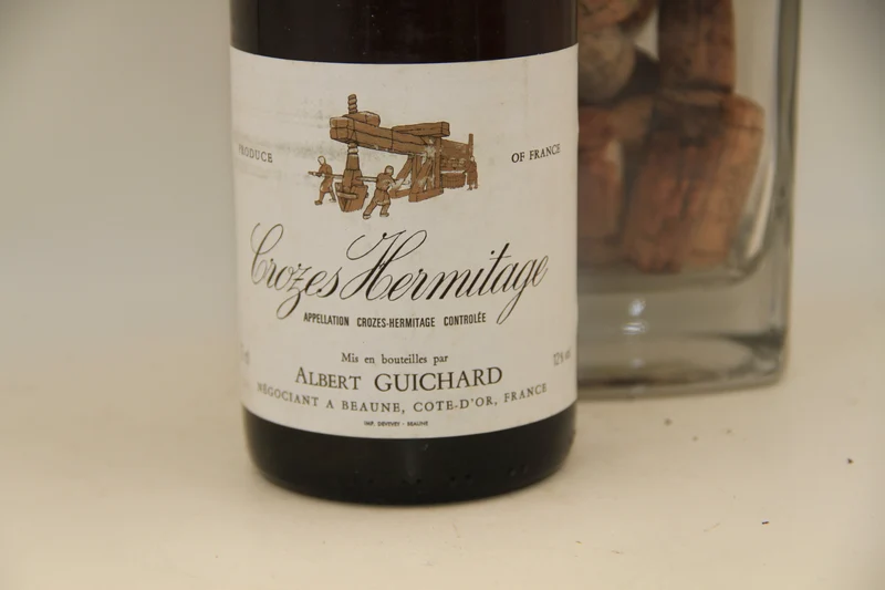 - Crozes-Hermitage **1989** Abert Guichard