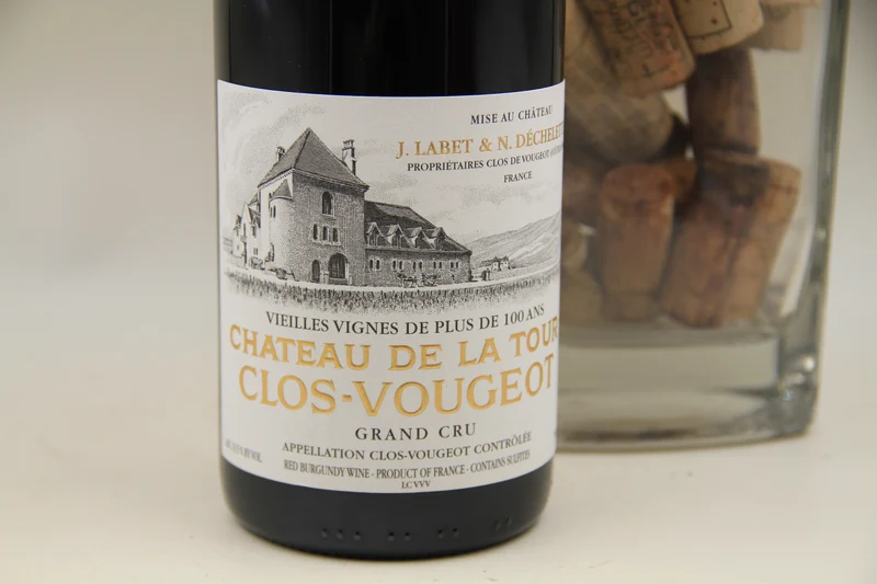 Clos Vougeot Grand Cru Vielles Vignes + 100 ans ** 2014** Chateau De La Tour