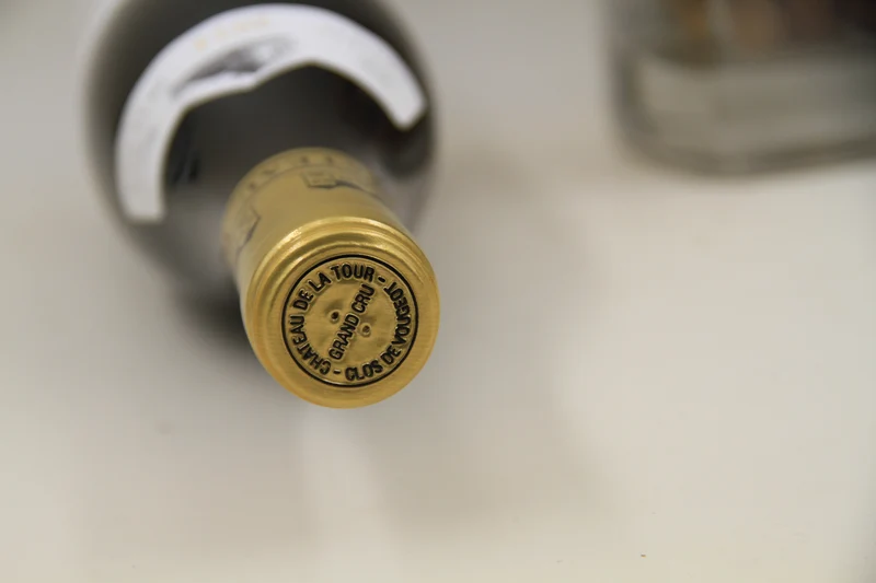 Clos Vougeot Grand Cru Vielles Vignes + 100 ans ** 2014** Chateau De La Tour