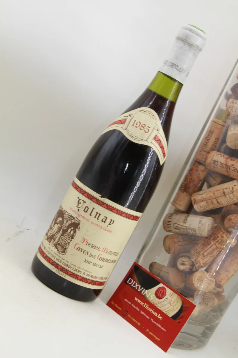 Volnay Village 1985. Caves des Cordeliers