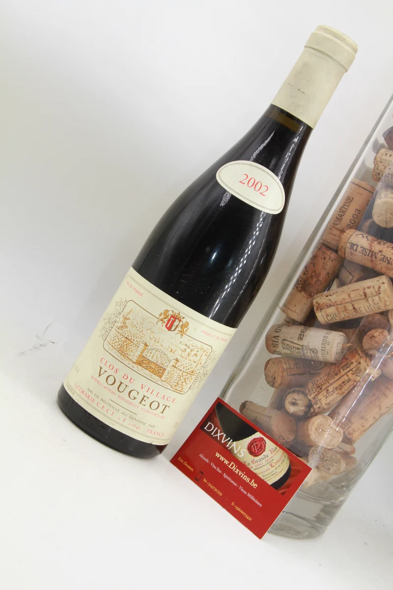 Vougeot "Clos Du Village" Leymarie. 2002