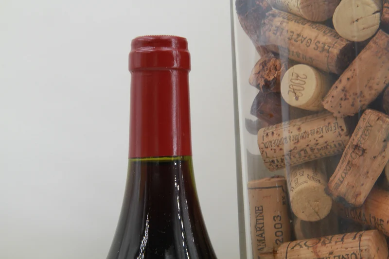 Volnay Domaine Marquis d'Angerville. 2004