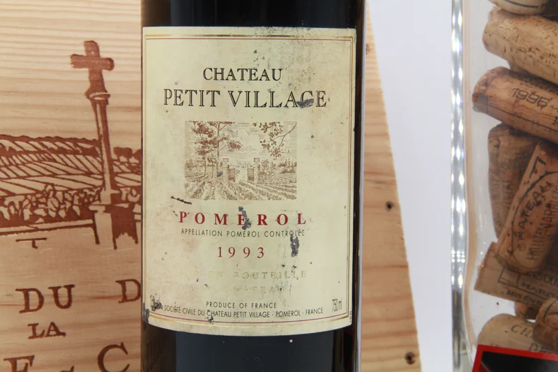 Chateaau Petit Village pomerol. 1993