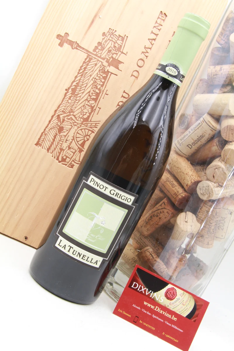 Pinot Grigio la Tunella. 2010. Italie