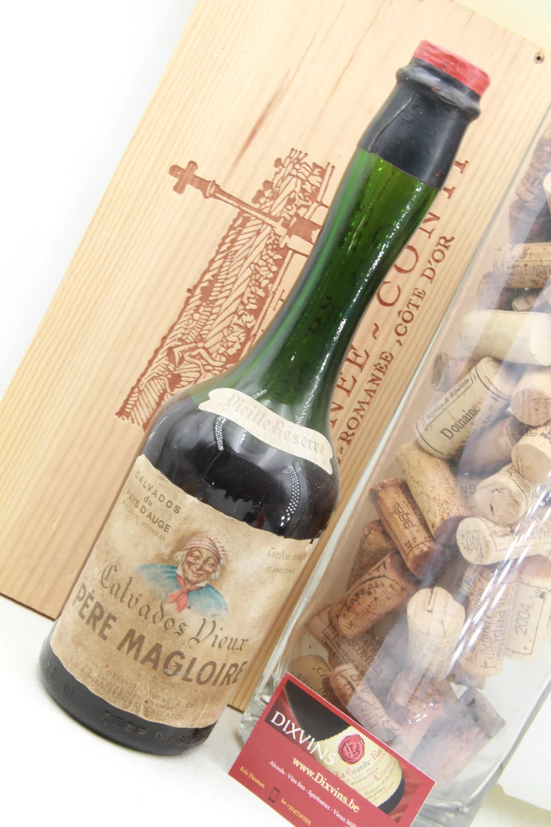 Calvados Vieux Père Magloire Vielle réserve ,Cordon Rouge 12 ans d age. +-70 ties