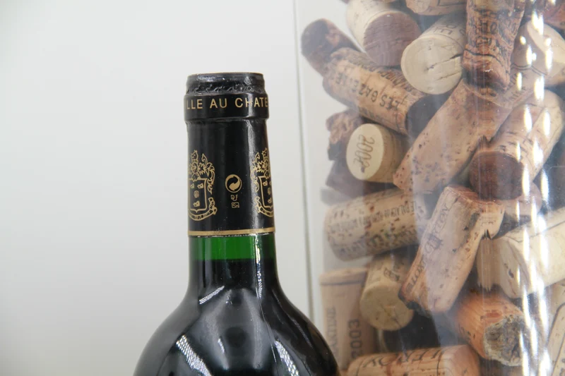 - Chateau Léoville Barton **1997** Grand Cru Classé St Julien