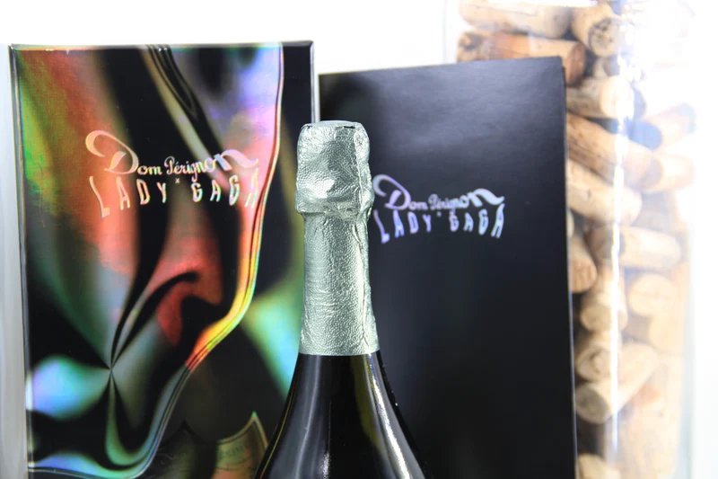 Dom Pérignon ** 2010 ** Lady Gaga
