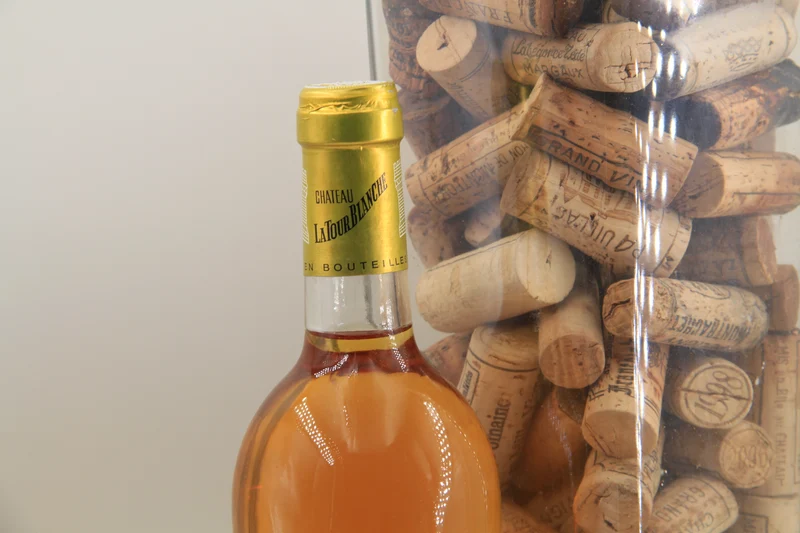 - Chateau La Tour Blanche ** 1998 ** 1er Grand Cru Classé Sauternes