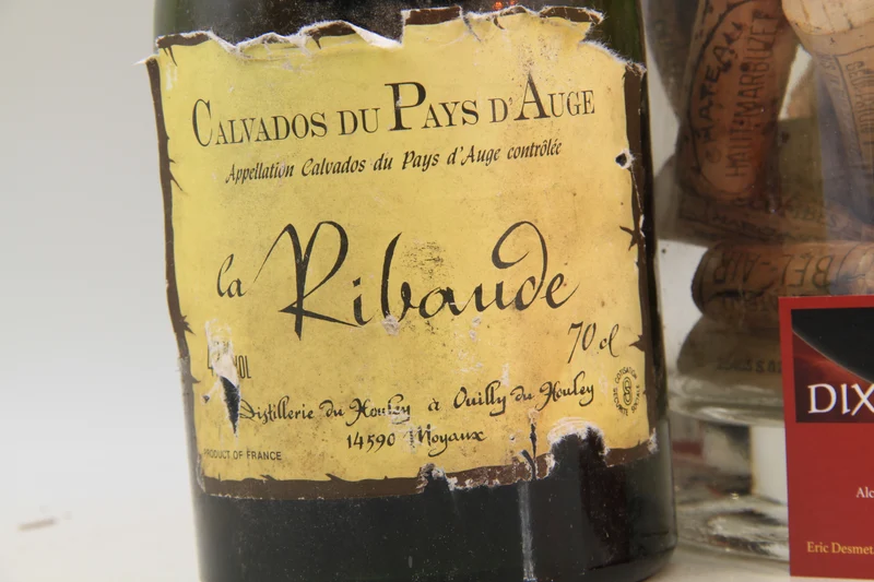 Calvados **80 ties ** La Ribaude.