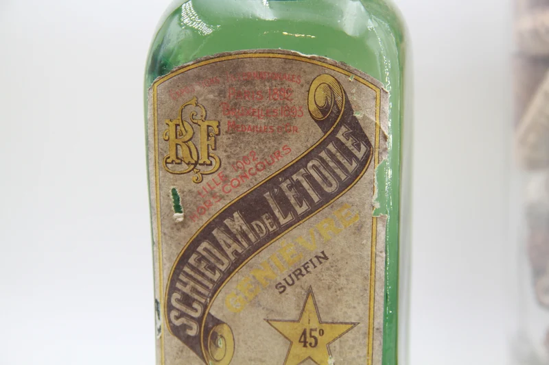 Genièvre Schiedam de L'Etoile Rossignol-Lefebvre Fils. +- 1910