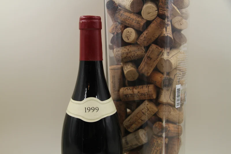 - Bonnes Mares Grand Cru **1999 ** Guy Castagnier