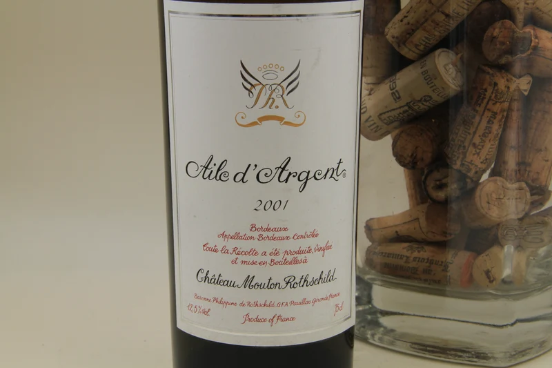 - Aile D'Argent **2001 ** Chateau Mouton Rothschild