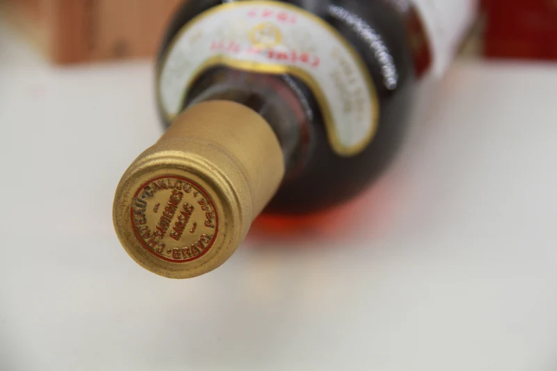 Château Caillou Crème de Tête 1947 caisse bois d'origine