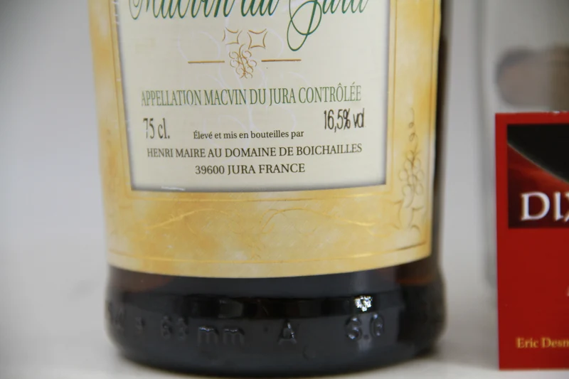 Macvin Du jura Domaine Henri Maire
