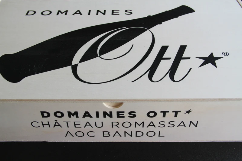 Chateau Romassan - Bandol Domaines Ott caisse collector 2017. 6x75cl