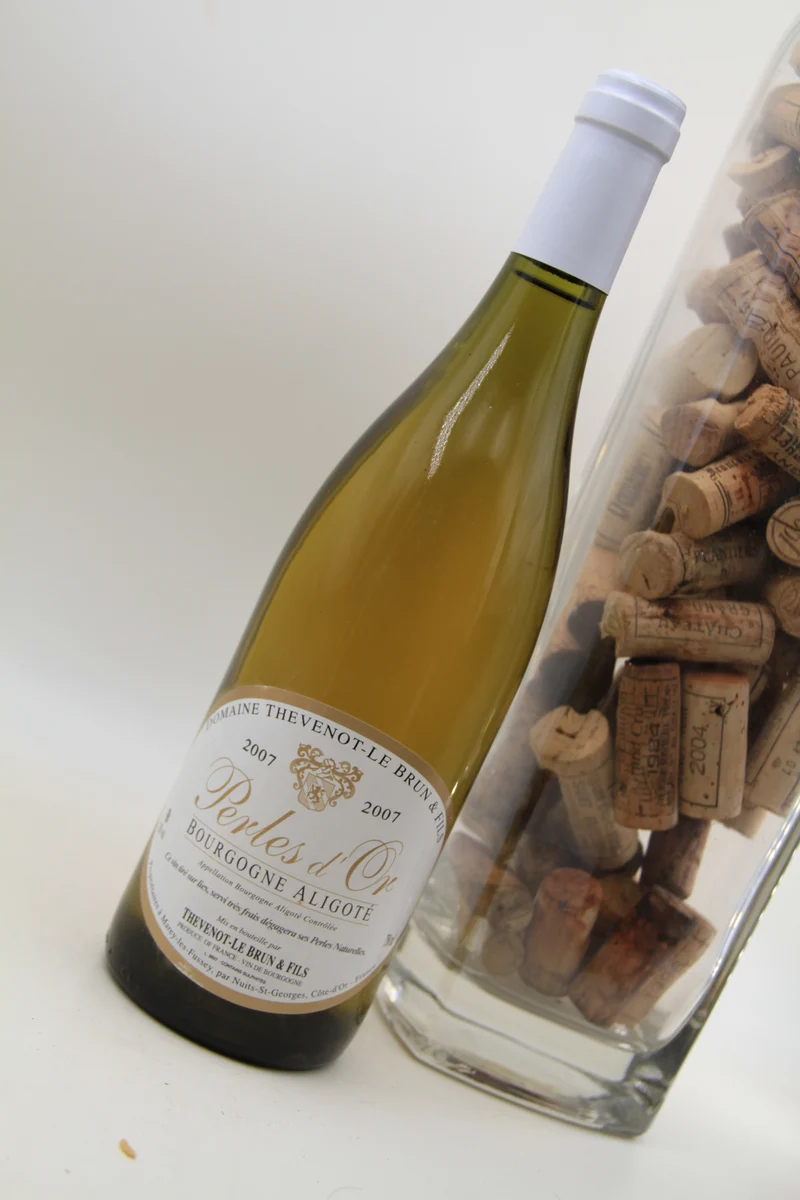 - Bourgogne Aligoté 'Perles d Or " ** 2007 ** domaine thevenot