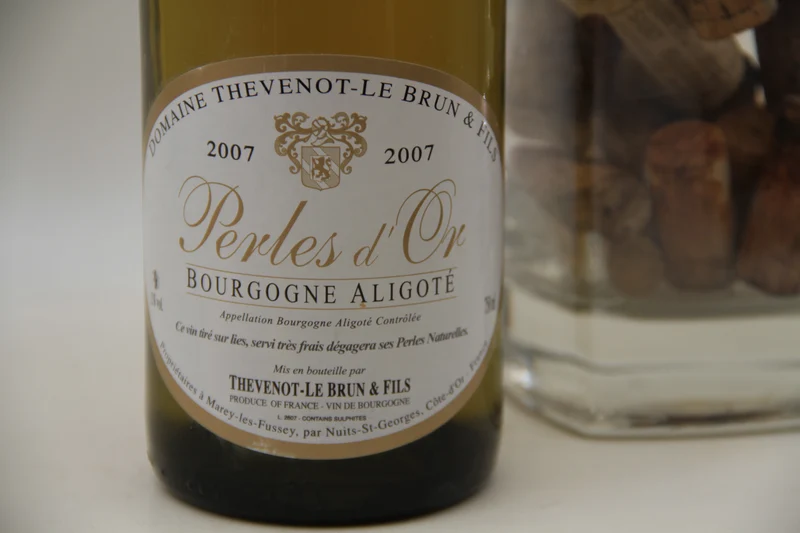 - Bourgogne Aligoté 'Perles d Or " ** 2007 ** domaine thevenot