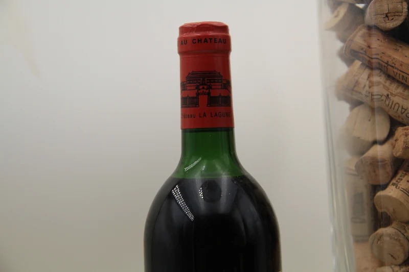 - Chateau La Lagune **1990 ** Grand Cru Classé Haut Médoc