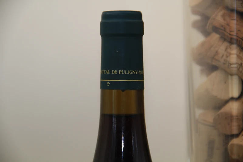 - Pommard 1er Cru " Les Pezerolles " ** 1996 ** Chateau De Puligny Montrachet