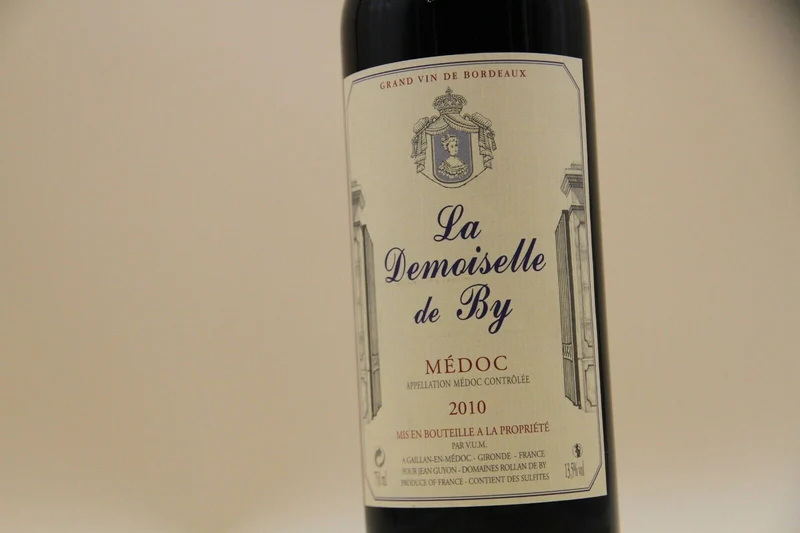 La Demoiselle de By ** 2010 ** Médoc
