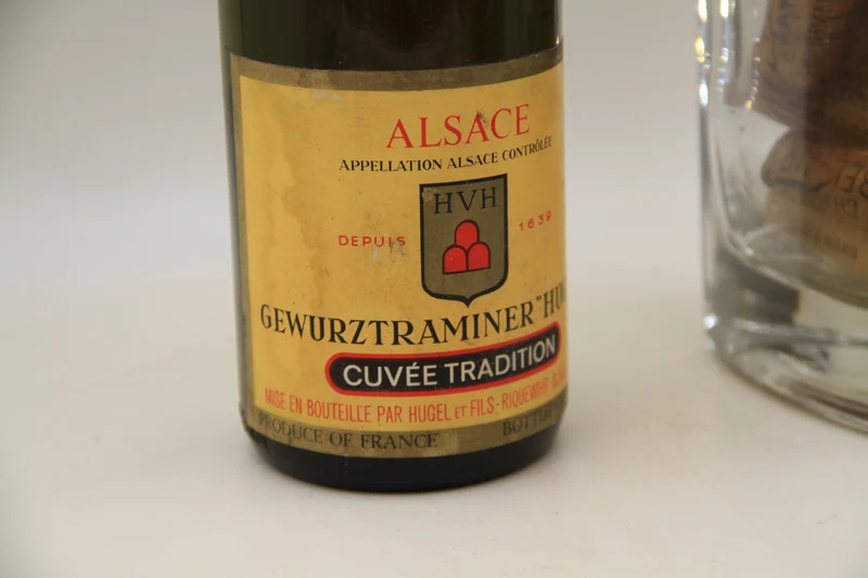 Gewurztraminer "Hugel" Cuvée Tradition. ** 1979 ** Hugel et fils