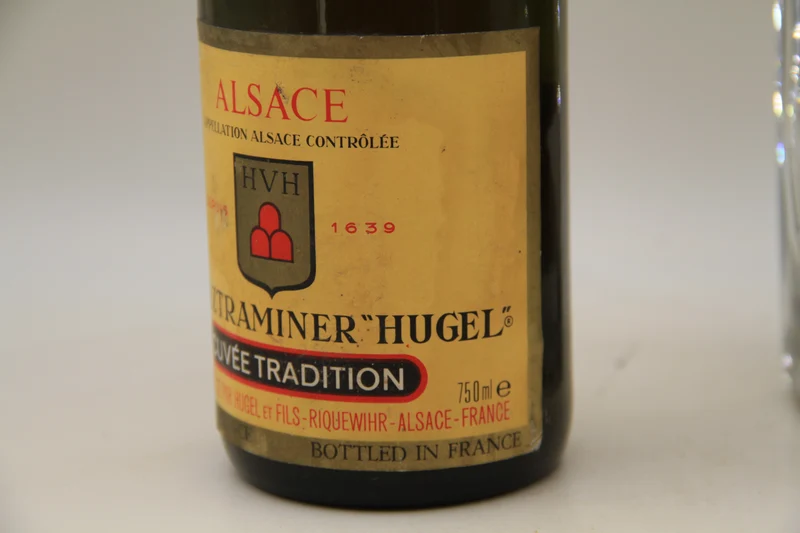 Gewurztraminer "Hugel" Cuvée Tradition. ** 1979 ** Hugel et fils