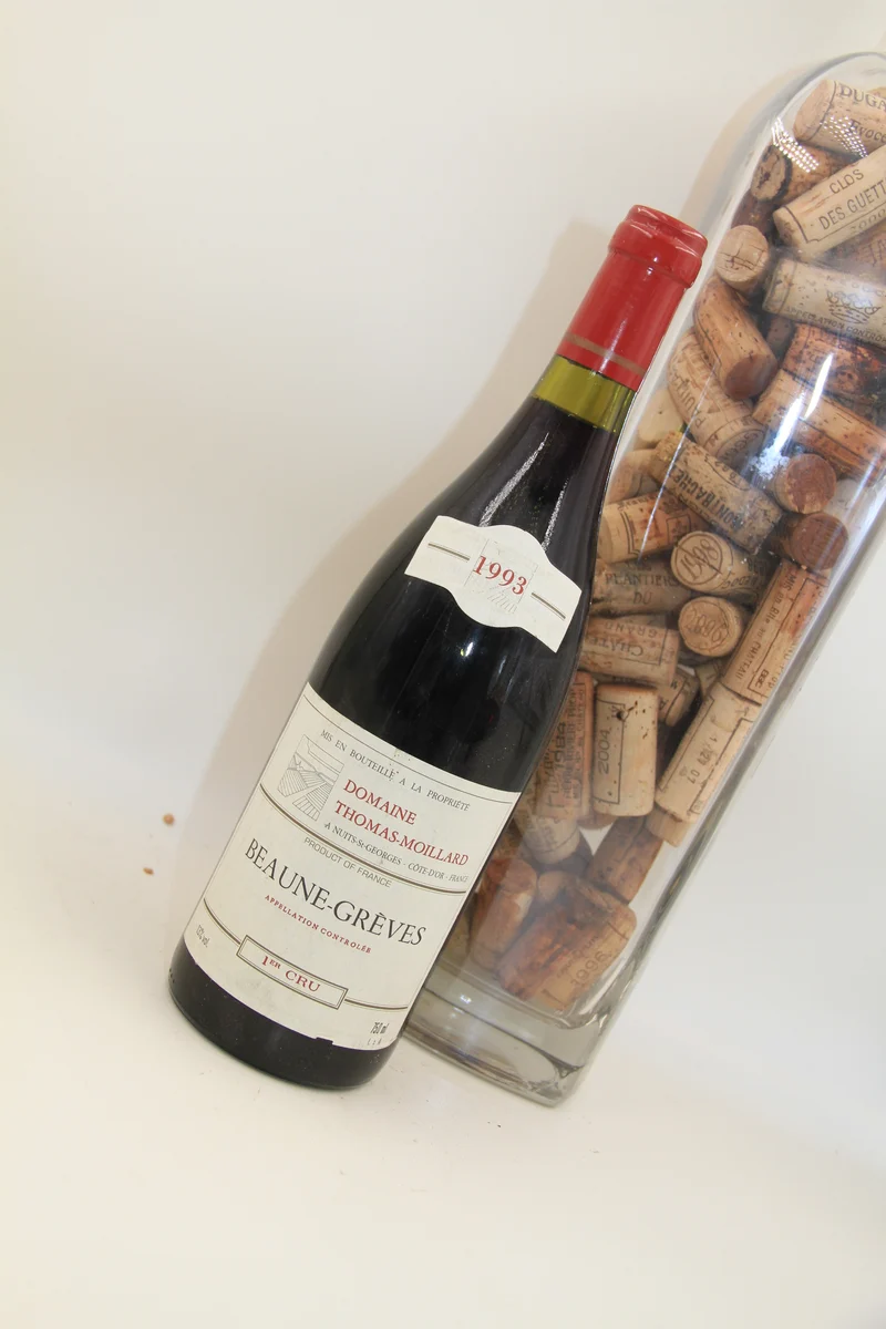 - Beaune Grèves 1er Cru **1993** Domaine Thomas Moillard