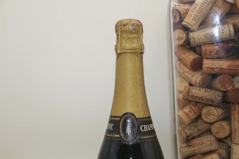 Champagne Jacques Favalle ** 70 TIES ** Brut