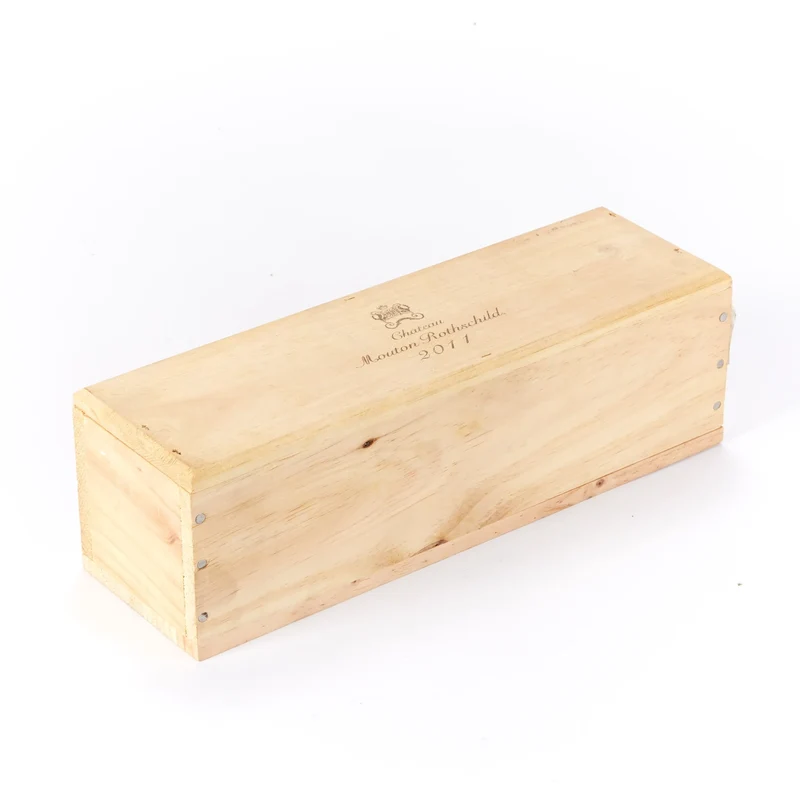 Chateau Mouton Rothschild ** 2011 ** 1er Grand Cru Classé Pauillac. cbo