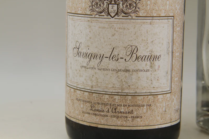 - Savigny Les Beaune ** 1990 ** Louis D'Armont