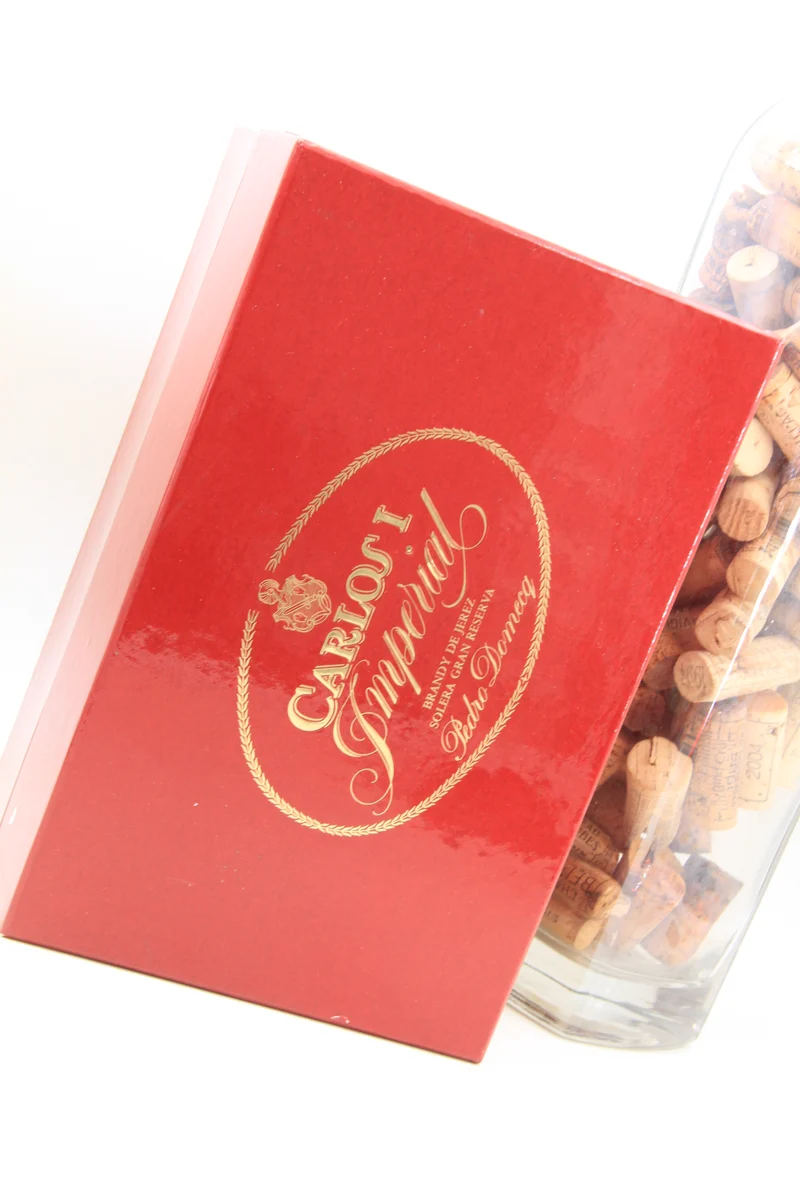 Brandy Jerez ** Carlos I Imperial ** Pedro Domecq. 90 ties