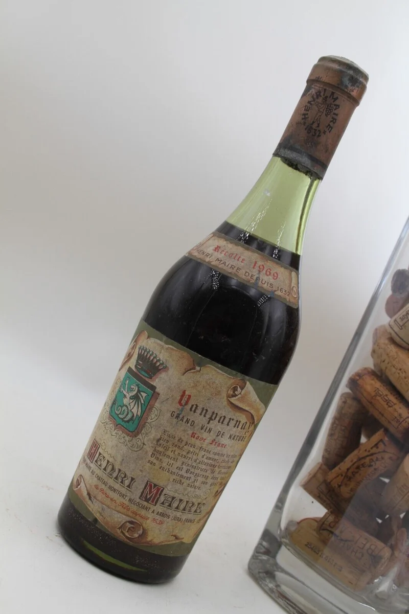 Vanparnay ** 1969 ** Vin De Liqueur Henri Maire