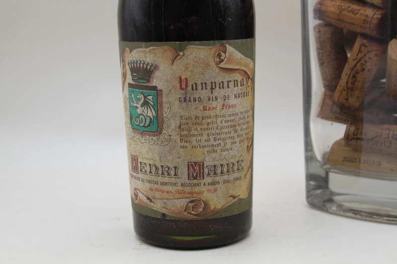Vanparnay ** 1969 ** Vin De Liqueur Henri Maire