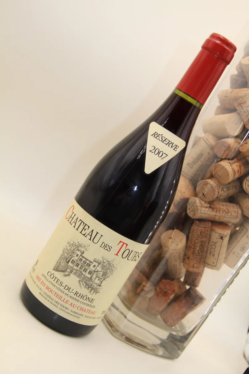 - Cotes du Rhone ** 2007 ** Domaine Des Tours. Reynaud