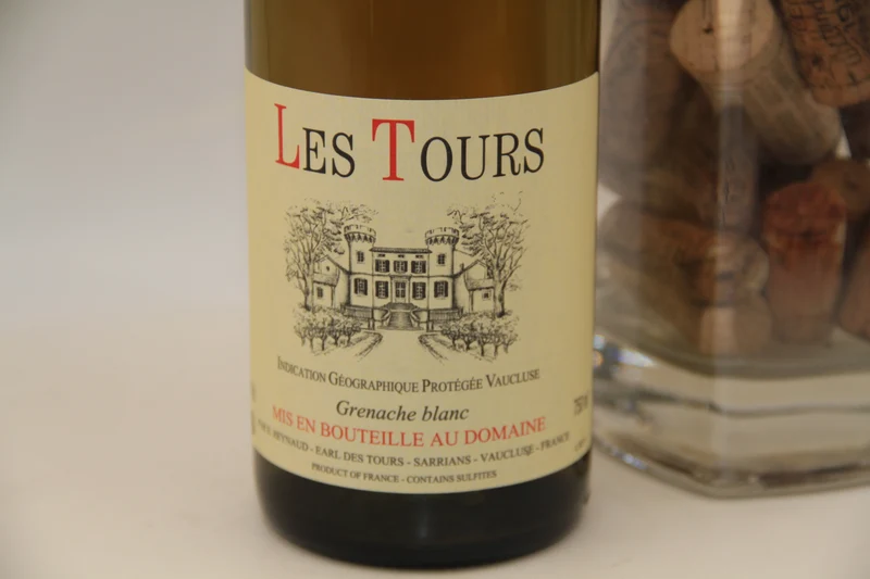 - Grenache Blanc ** 2016 ** Domaine Des Tours. Reynaud