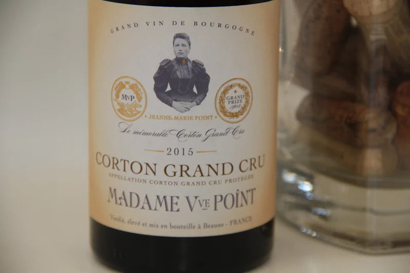 - Corton Grand Cru ** 2015 ** Madame Veuve Point