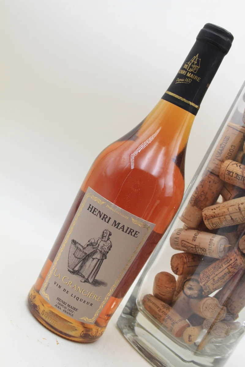 La Grangière ** Jura ** Vin De Liqueur Henri Maire