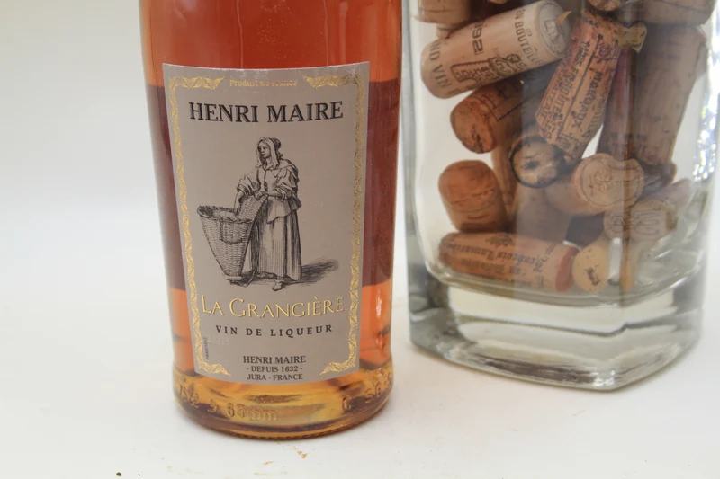 La Grangière ** Jura ** Vin De Liqueur Henri Maire